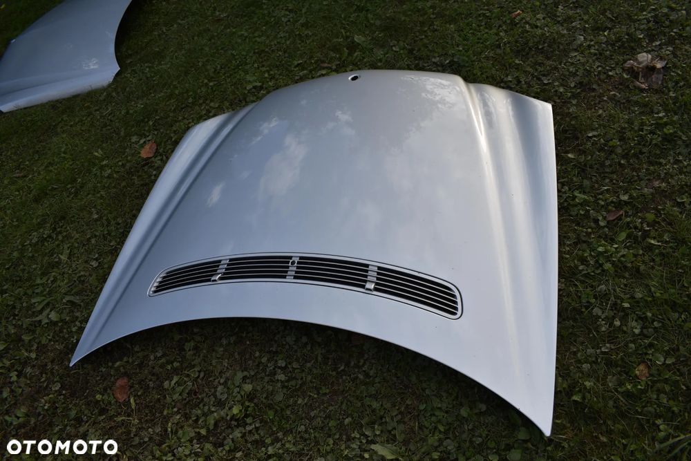 MERCEDES W211 MASKA POKRYWA SILNIKA 775 ORG LAKIER ALUMINIOWA - 18