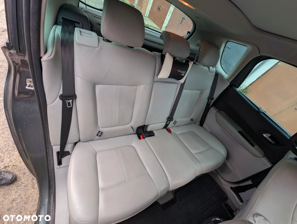 Peugeot 3008 HDi FAP 150 Platinum - 10