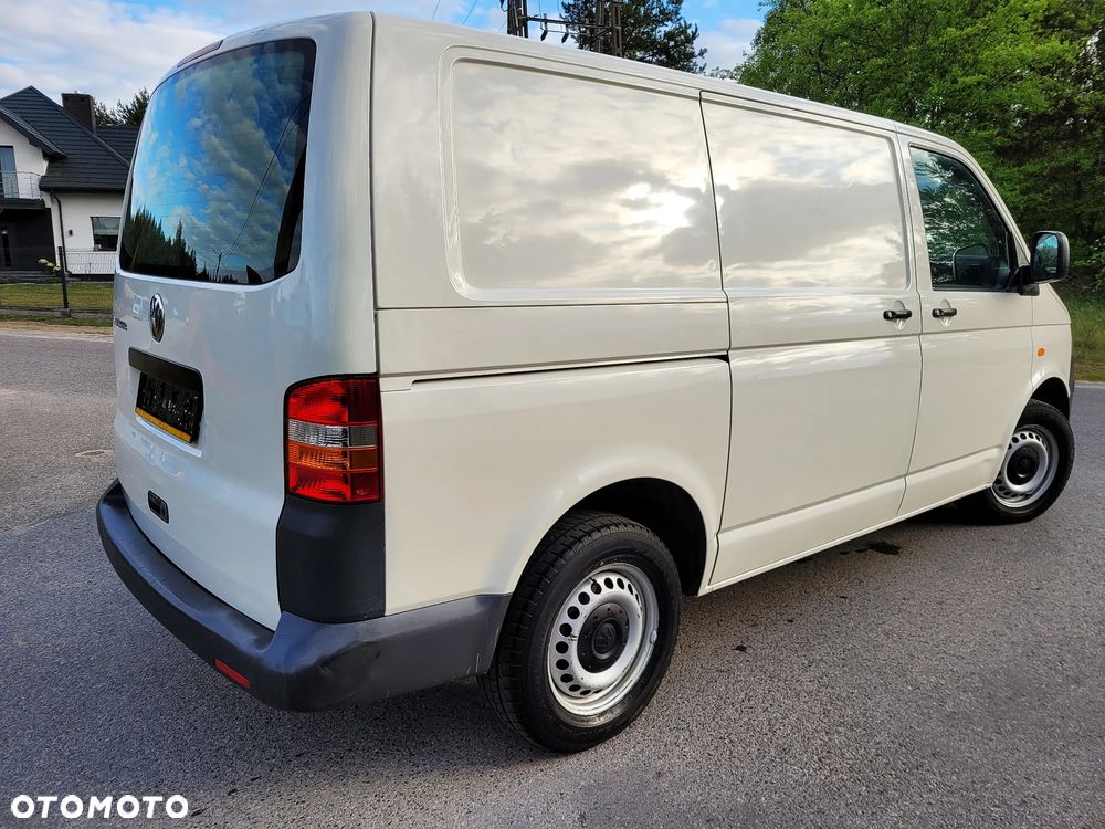 Volkswagen T5 Transporter - 4