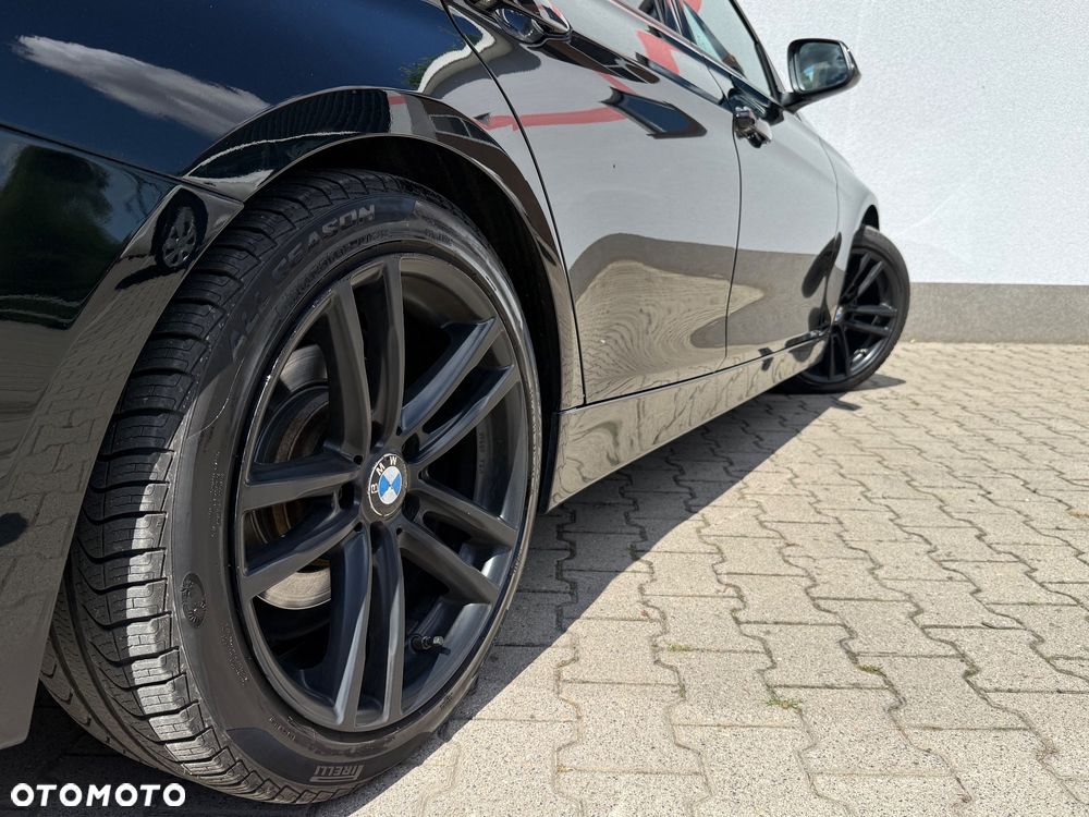 BMW Seria 3 325d Sport Line Shadow - 32