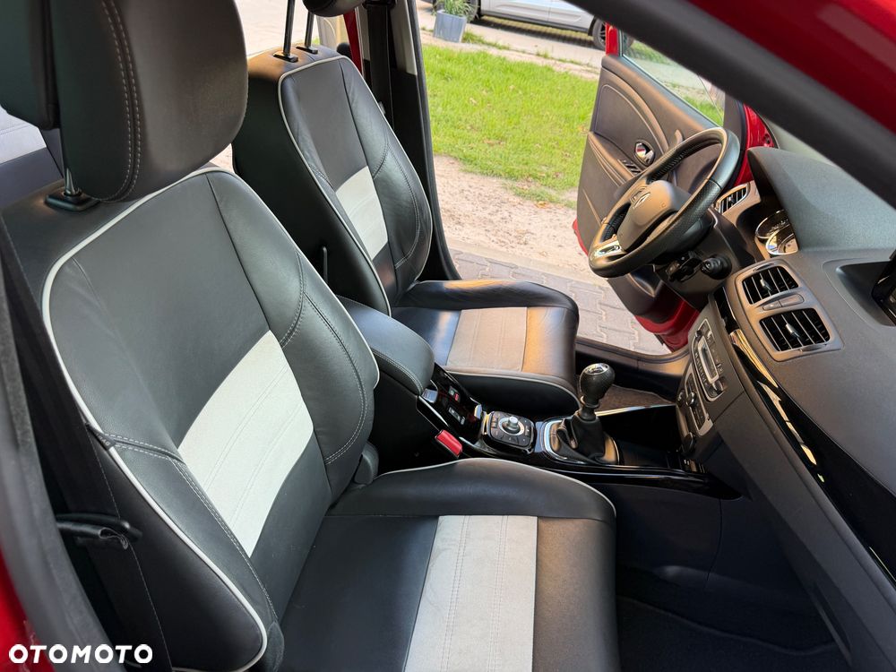 Renault Megane 1.2 16V TCe Energy Bose EU6 - 19