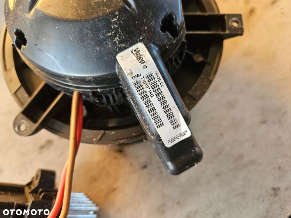 Wentylator dmuchawa nawiewu rezystor Opel Meriva B 2012r Europa T1019714Q - 2