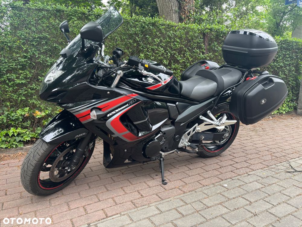 Suzuki GSX - 4