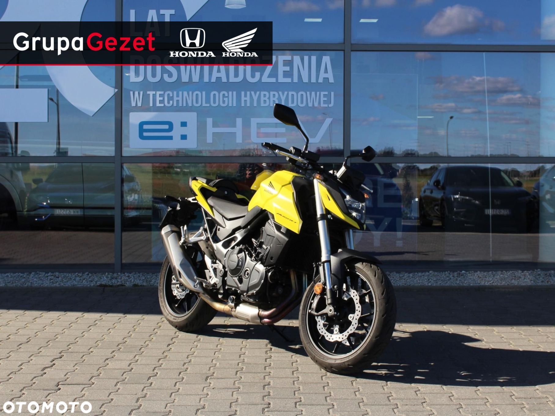 Honda CB - 1