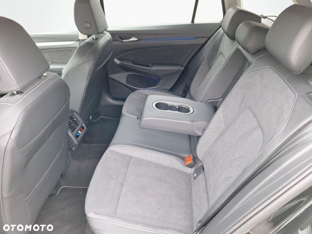 Volkswagen Golf Variant - 14