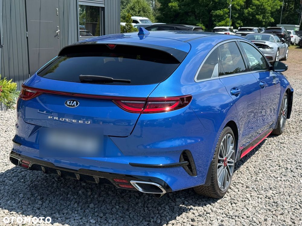Kia ProCeed - 2