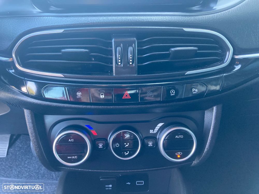 Fiat Tipo 1.3 M-Jet Pop - 24