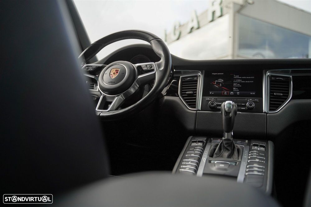 Porsche Macan S - 19