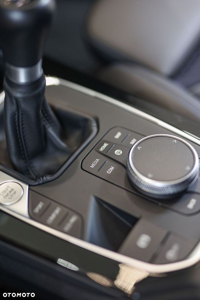 BMW Seria 1 - 37