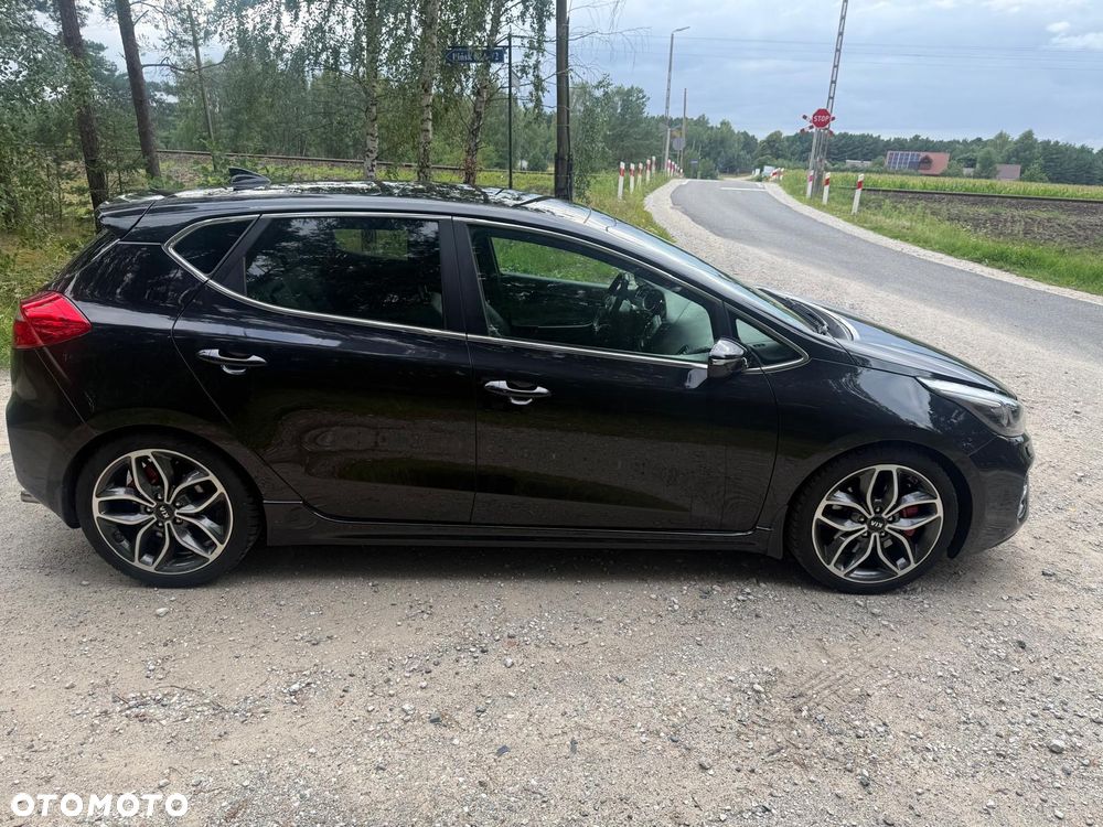 Kia Ceed 1.6 T-GDI GT L - 4