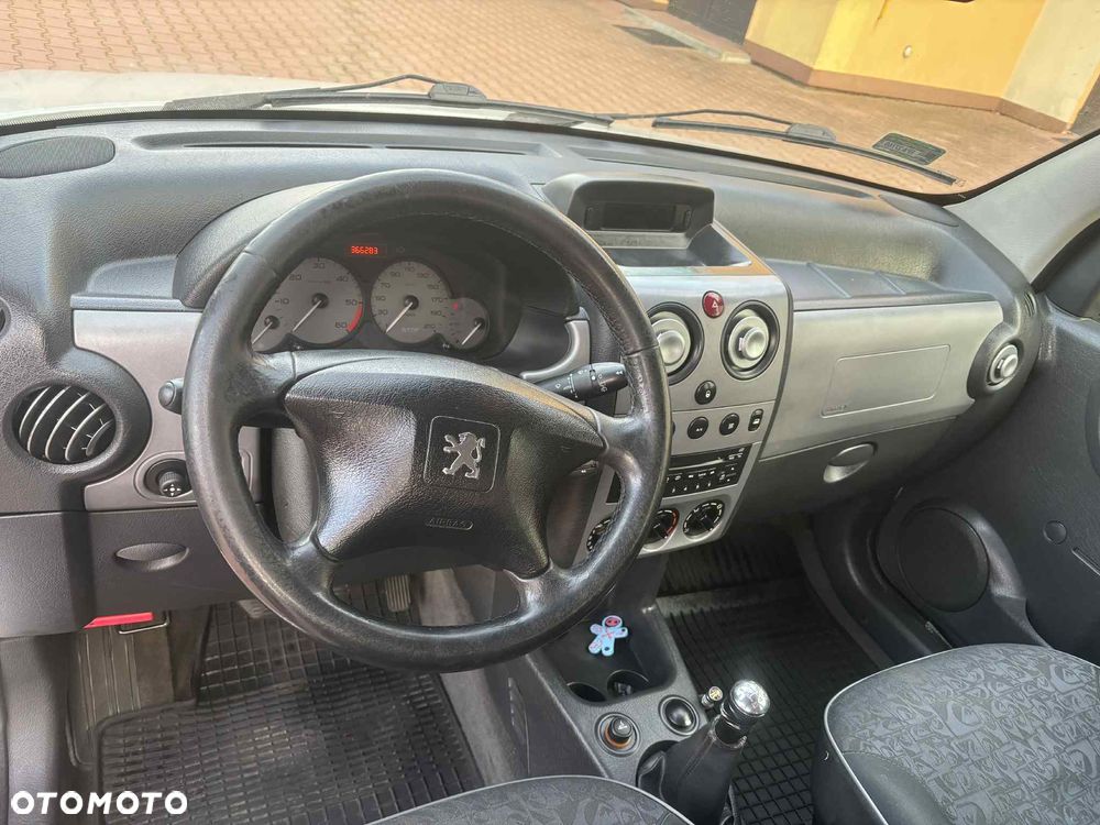 Peugeot Partner - 17