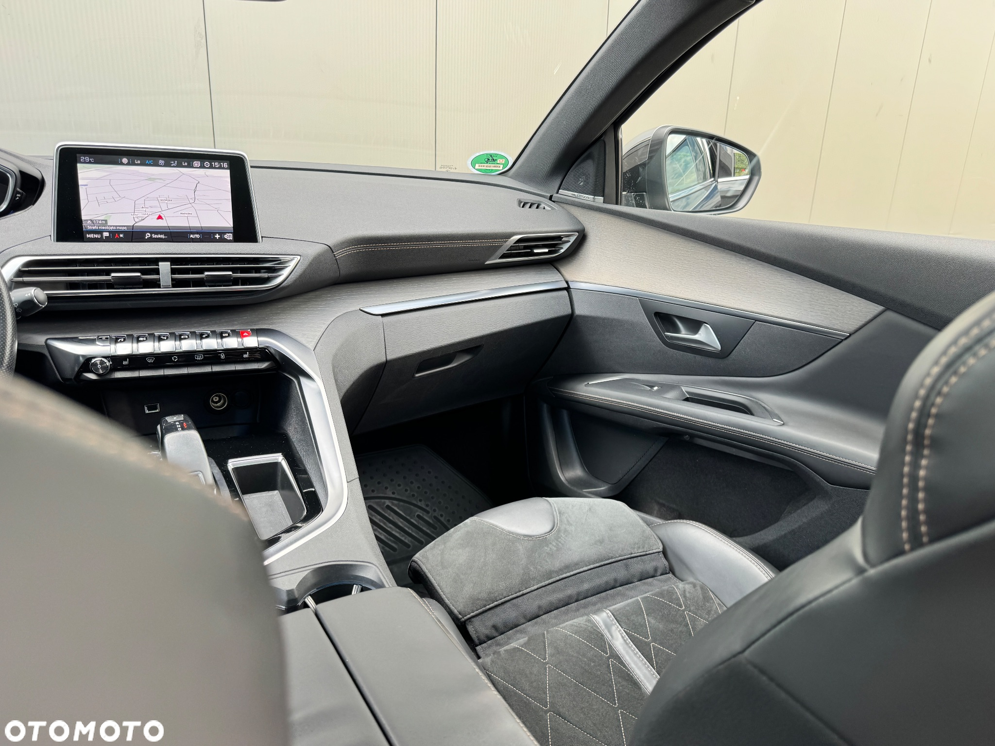 Peugeot 3008 BlueHDi 180 Stop & Start EAT8 GT - 11