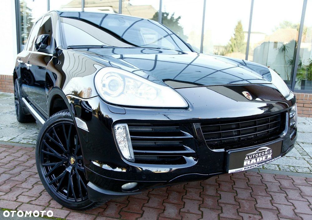 Porsche Cayenne - 2