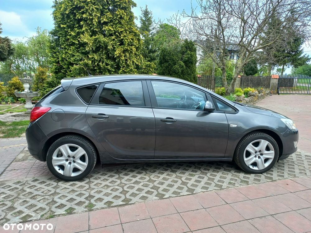 Opel Astra 1.4 Turbo - 5