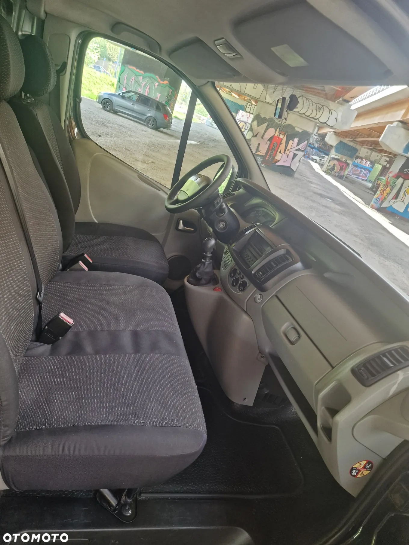 Renault Trafic - 12