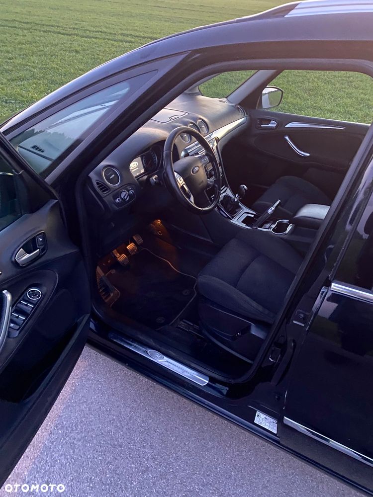 Ford Galaxy 2.0 TDCi Titanium - 18