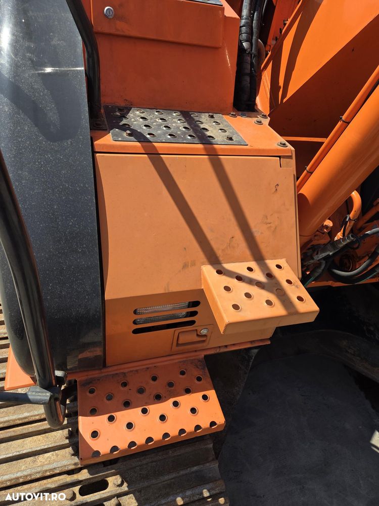 Hitachi ZX225, 23tone, cupa 1,3mc, 2006, 9.558h, Inst hidr picon pe brate, inst hidr rotire pe brate, pregatire GPS trimble, senile late, motor Isuzu 6 cilindri 143CP, FOARTE BINE INTRETINUT-41900 EUR+Tva - 22