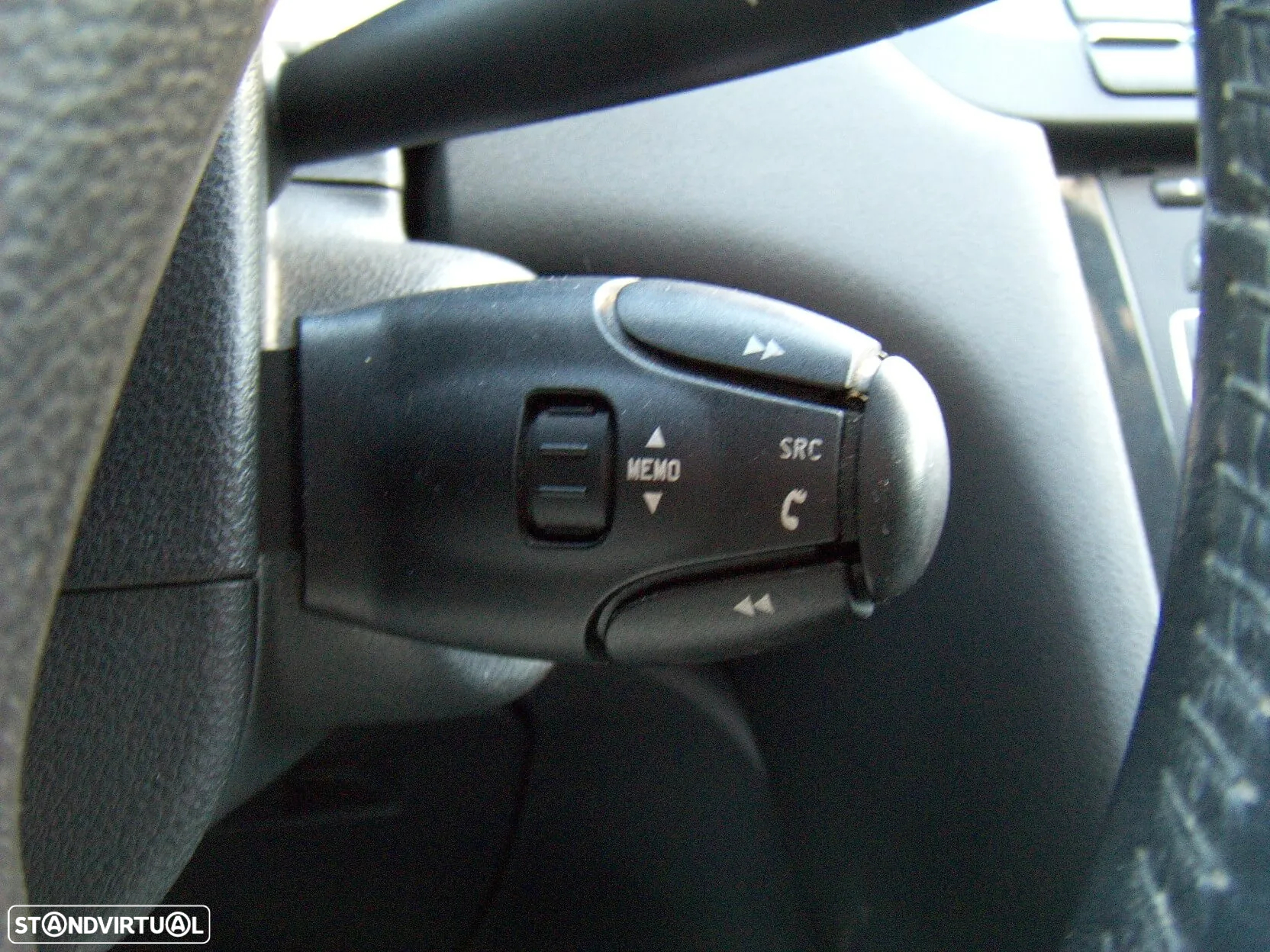 Peugeot 5008 1.6 HDi Executive JLL17 - 21