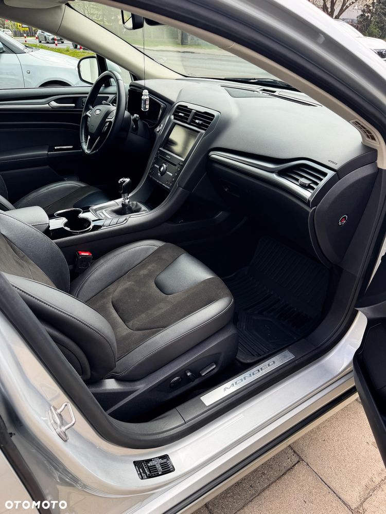 Ford Mondeo 2.0 TDCi Titanium - 16