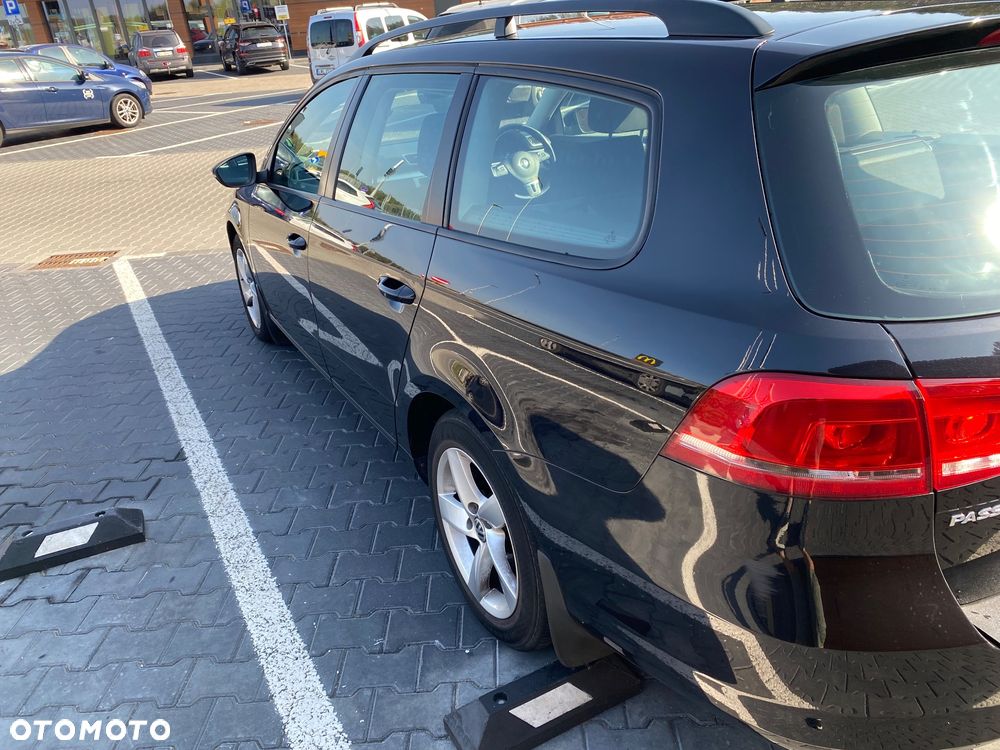 Volkswagen Passat - 14