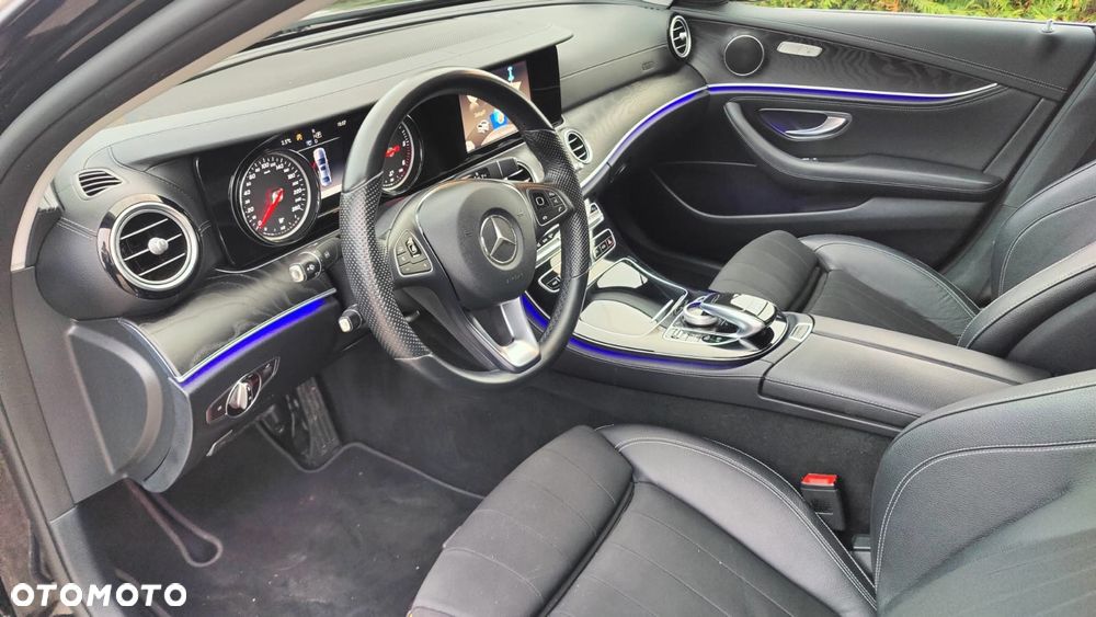 Mercedes-Benz Klasa E 220 d Business Edition 9G-TRONIC - 9