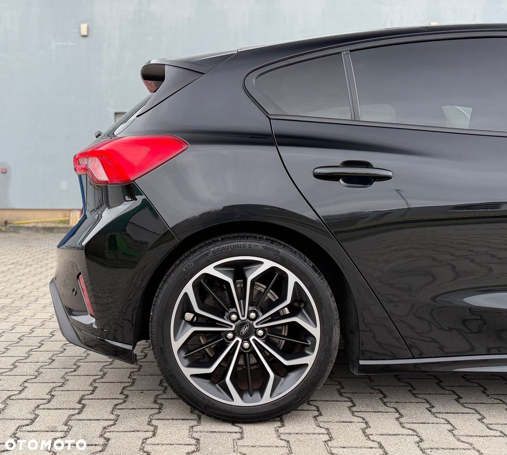 Ford Focus 1.5 EcoBoost STart-Stopp-System ST-LINE - 27