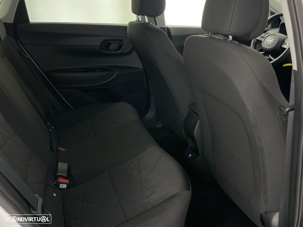 Hyundai Bayon 1.0 T-GDI Premium DCT - 24