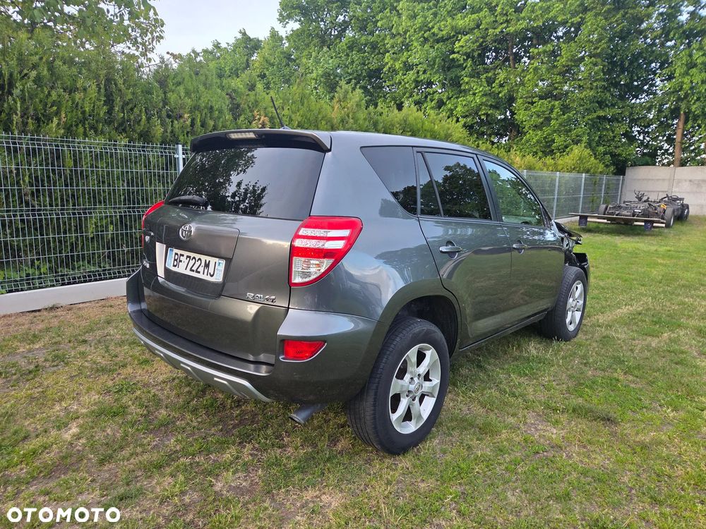 Toyota RAV4 2.2 D-4D 4x4 Life - 7