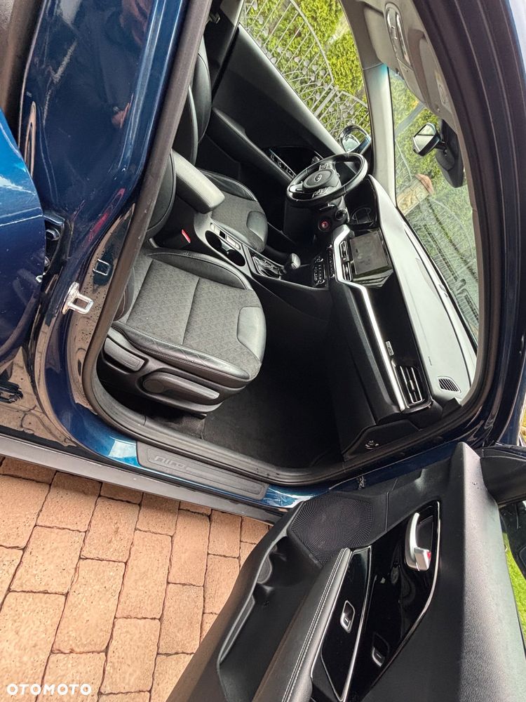 Kia Niro - 16