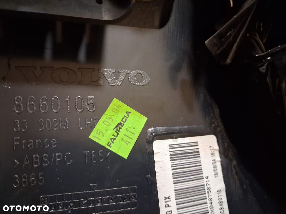 Deska rozdzielcza VOLVO V50 NAVI KPL pasy poduszki 8660105 grafit - 2