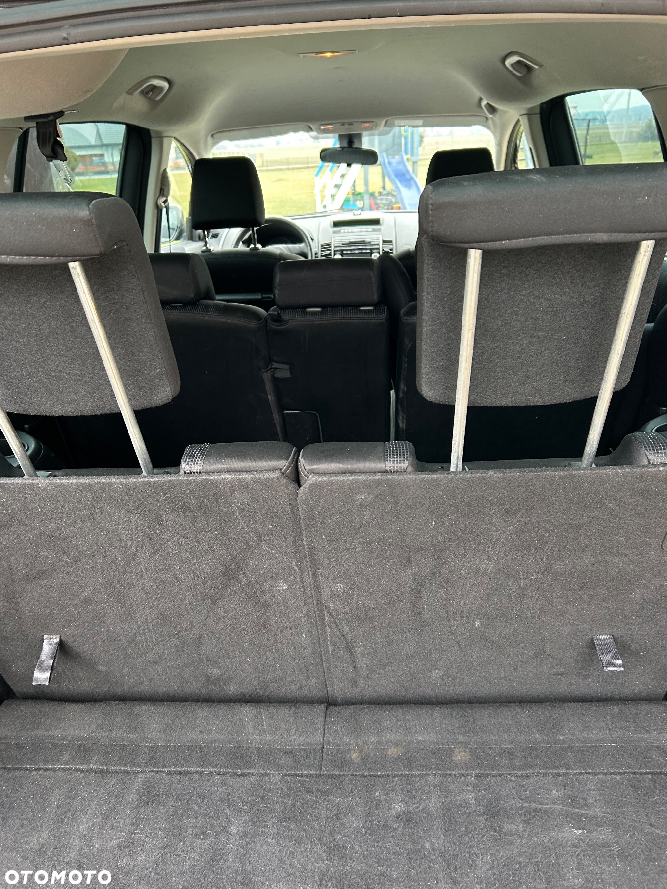 Mazda 5 - 15