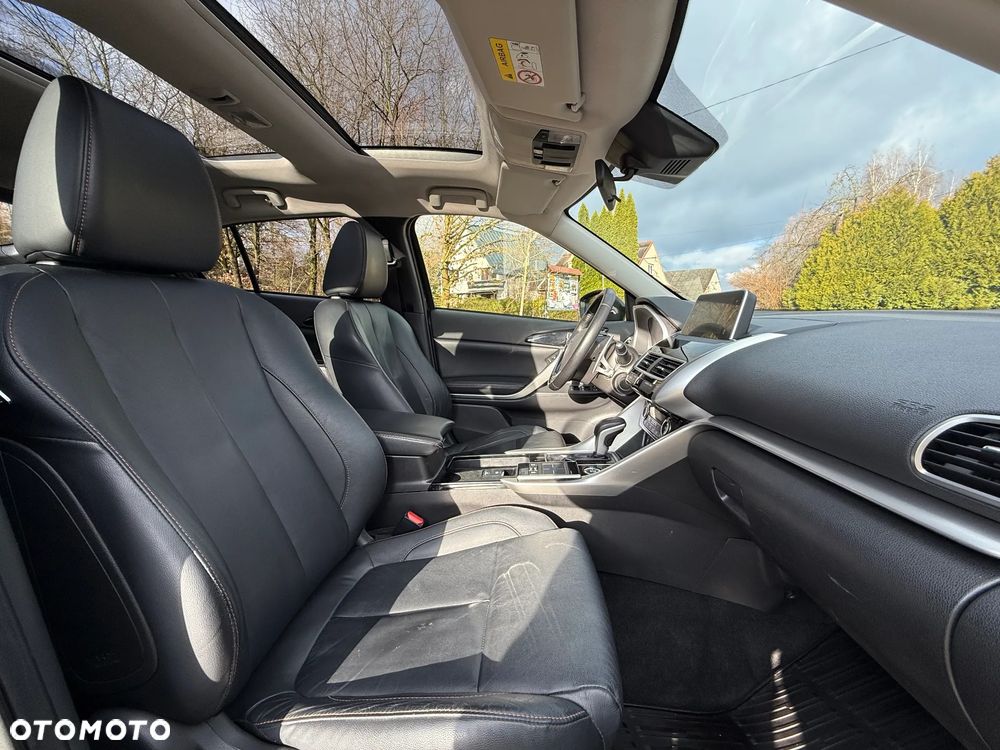 Mitsubishi Eclipse Cross 1.5 T GPF Intense Pro CVT 4WD - 25