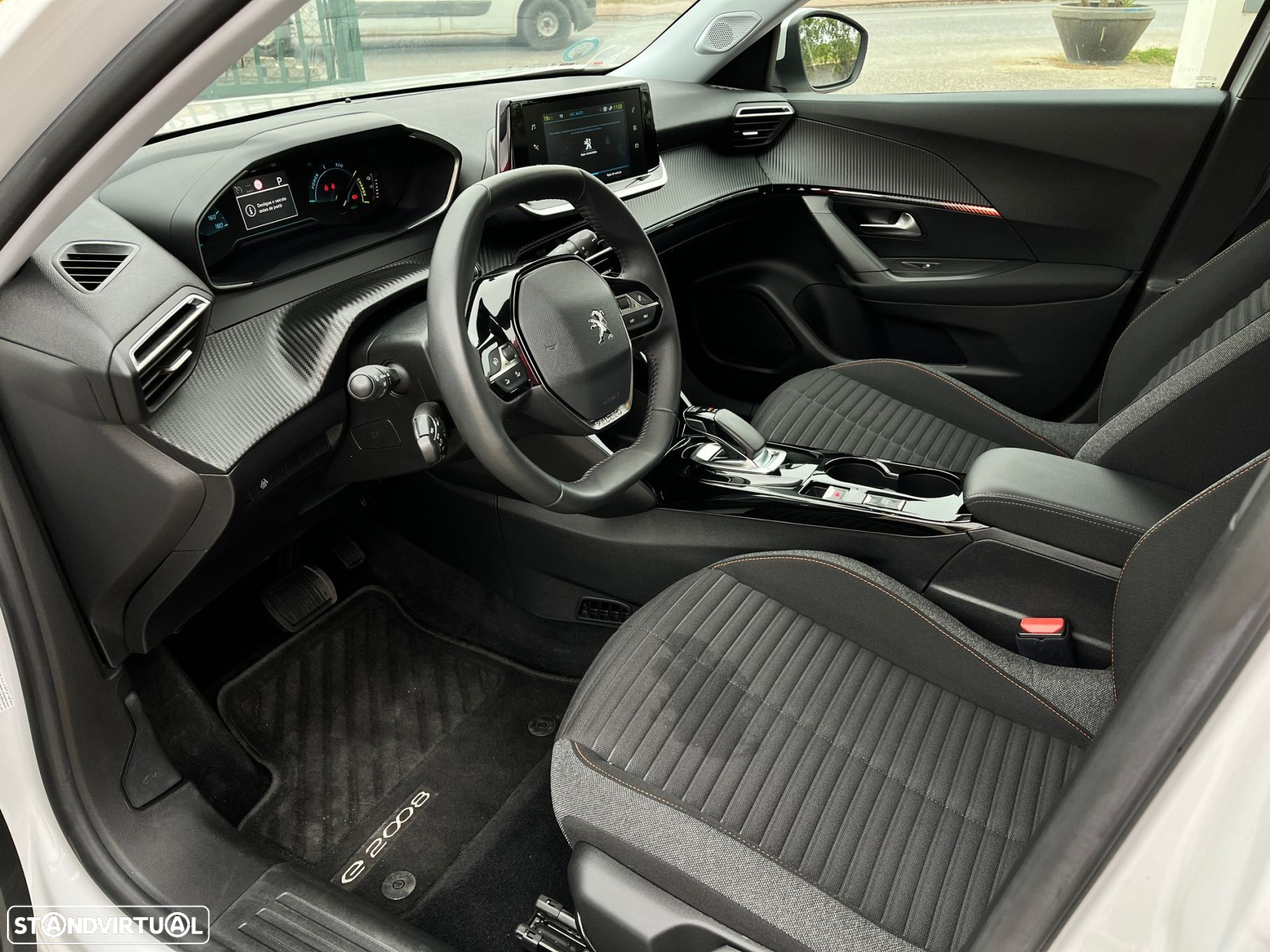 Peugeot e-2008 50 kWh Active - 22
