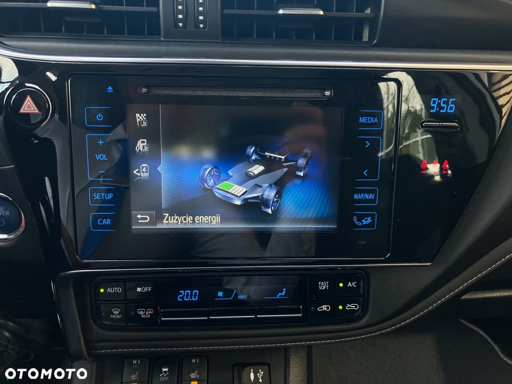 Toyota Auris Hybrid 135 Premium - 22