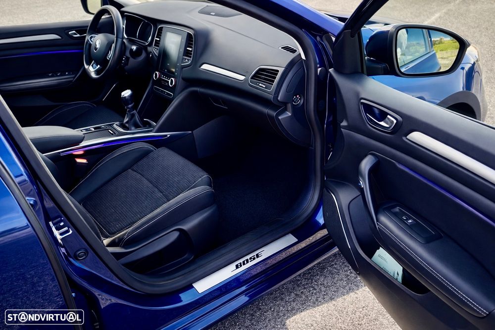 Renault Mégane Sport Tourer 1.5 dCi Bose Edition J18 - 15