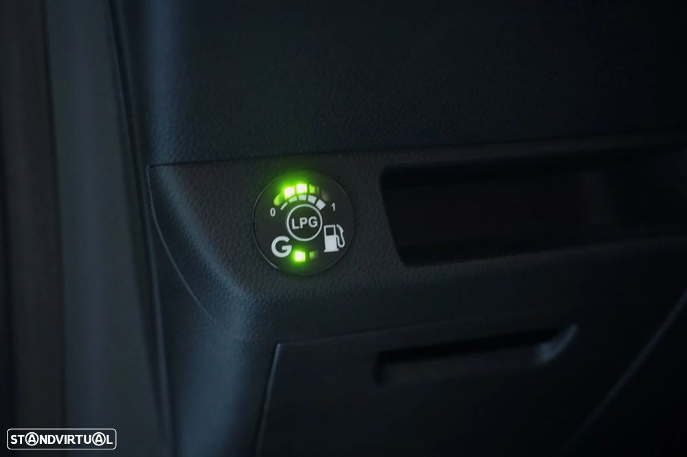 Renault Clio 1.0 TCe Evolution Bi-Fuel - 11