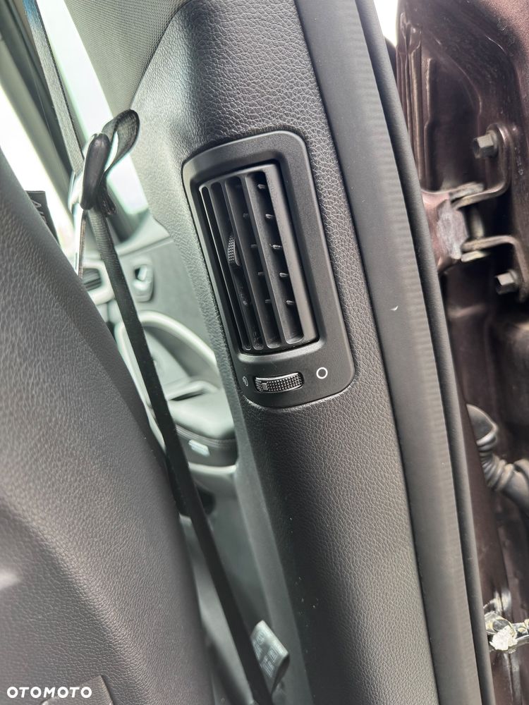 Hyundai Santa Fe 2.0 CRDi 2WD Premium - 25