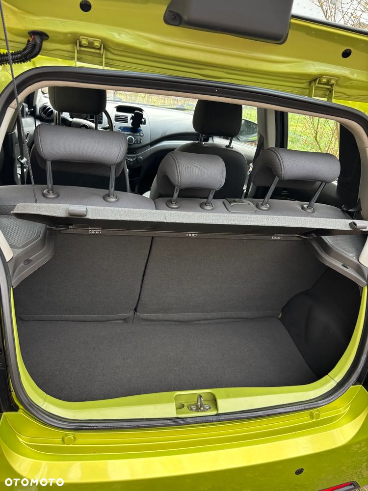 Chevrolet Spark 1.0 Base+ - 14