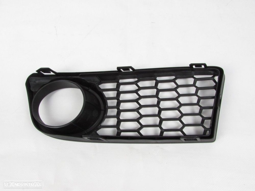 Grelha farol nevoeiro Pack M Direito Seminovo/ Original BMW 1 (F20)/BMW 1 (F21)... - 2