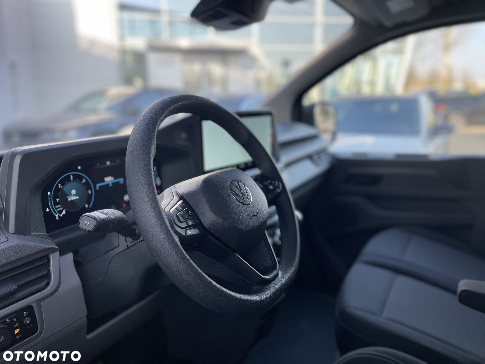 Volkswagen Transporter 2.0 TDI Manual - 11