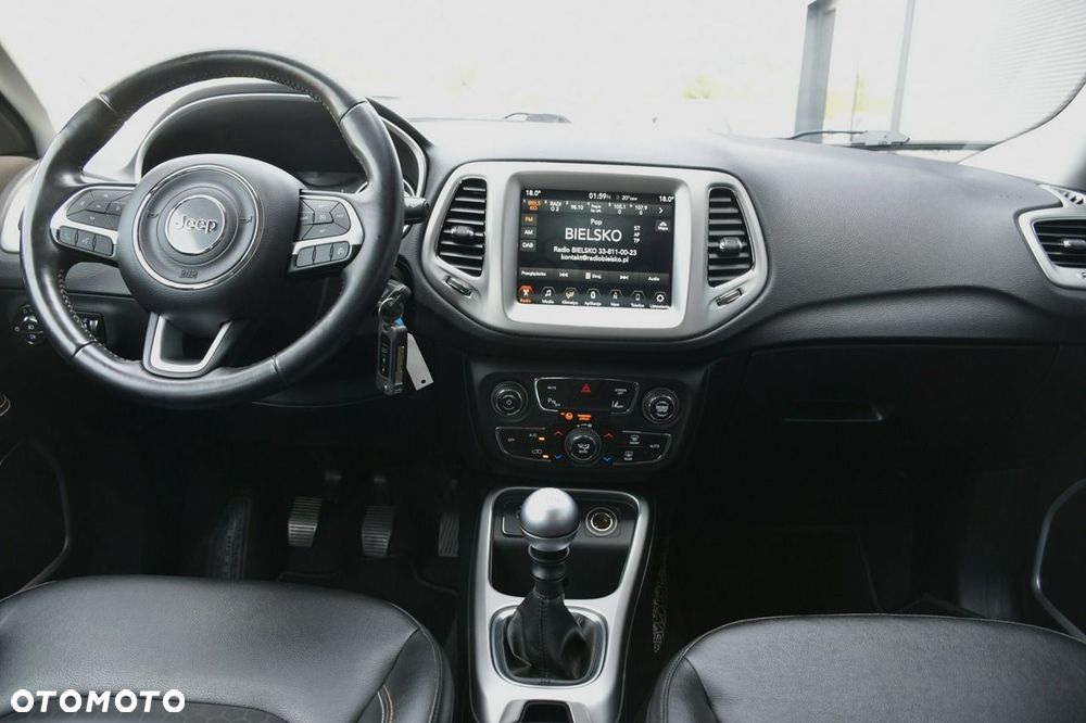 Jeep Compass - 14