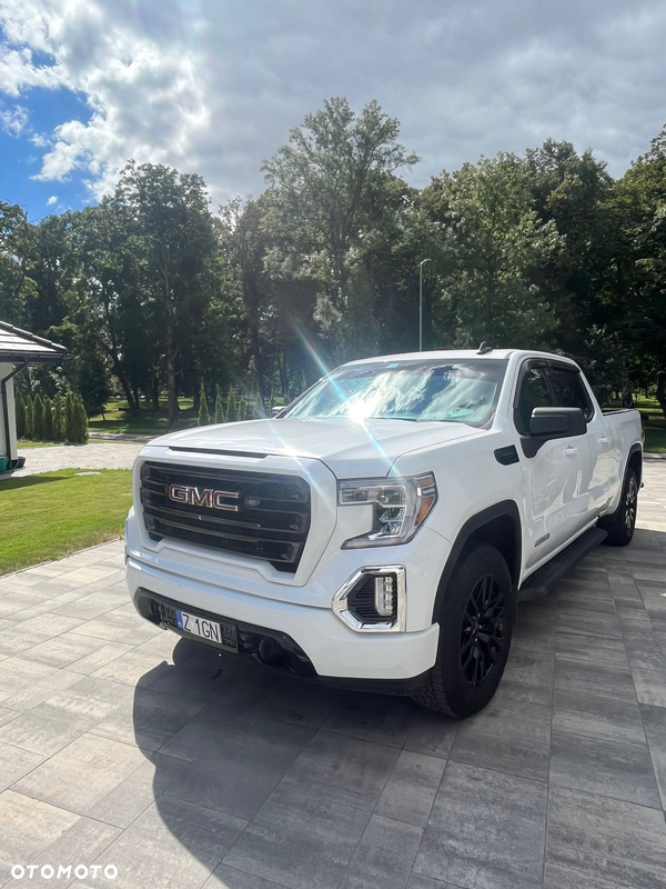 GMC Sierra