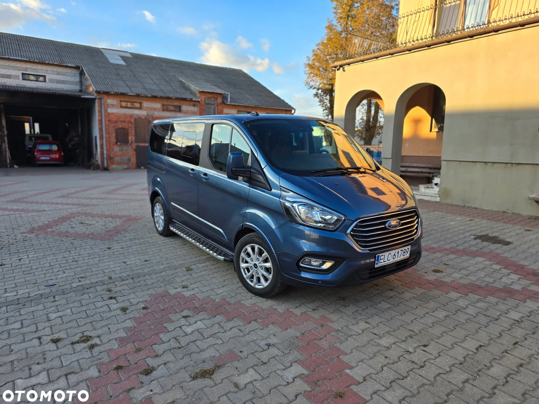 Ford Tourneo Custom 320 L1H1 VA Active - 3