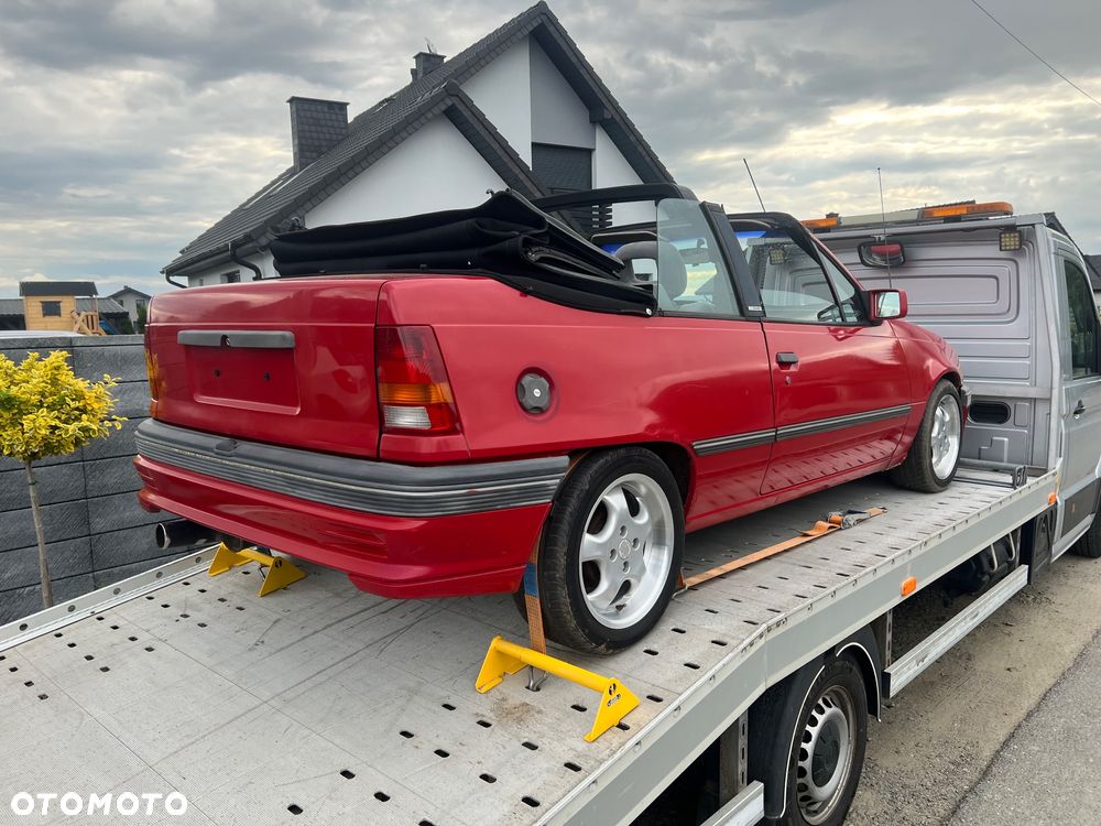Opel Kadett 1.6 - 6