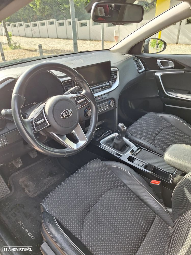 Kia XCeed 1.4 T-GDI Tech - 4