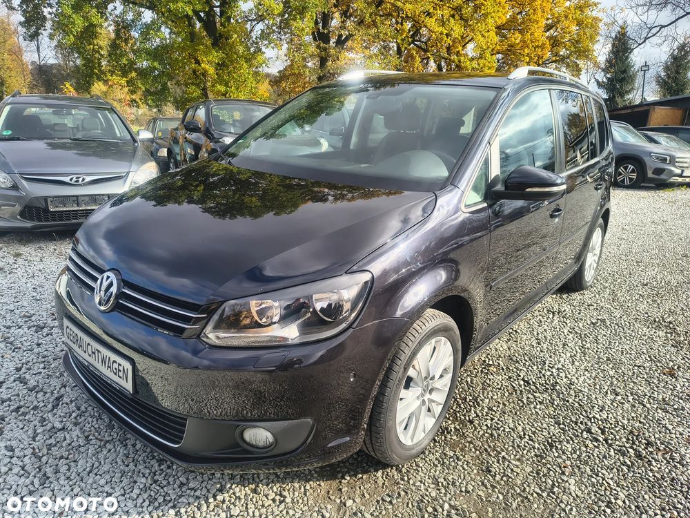 Volkswagen Touran 2013 photo 2