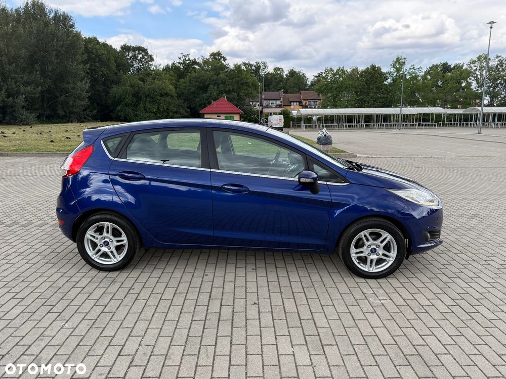 Ford Fiesta 1.0 EcoBoost STart-Stop Titanium - 4