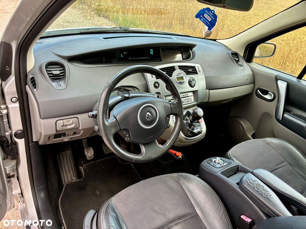 Renault Scenic - 31