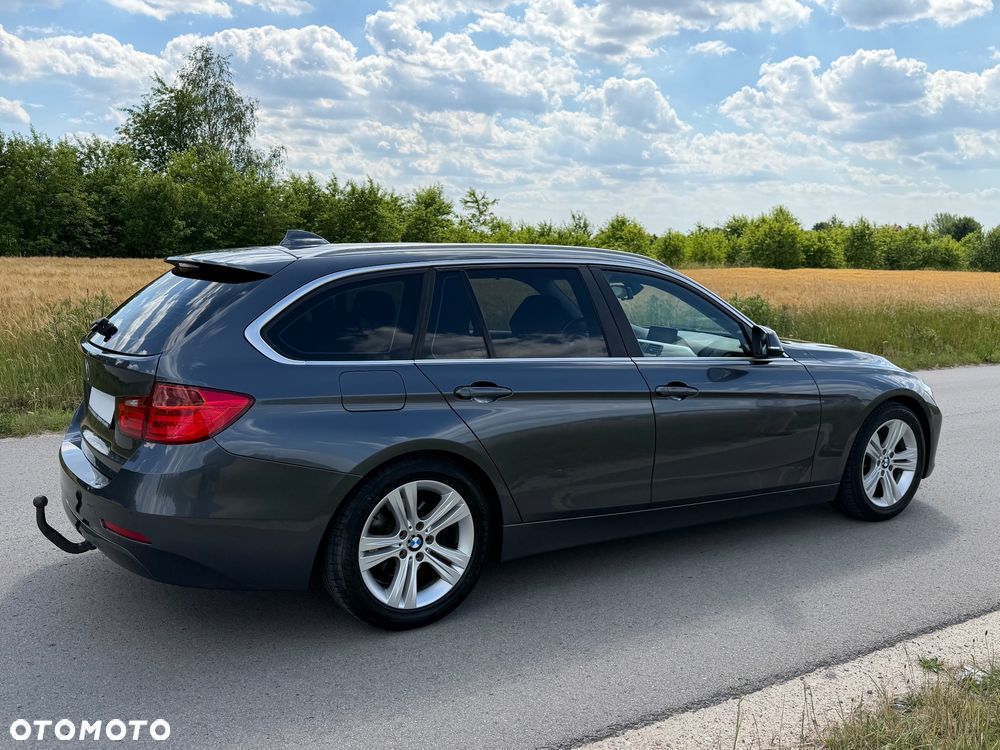 BMW Seria 3 320d Luxury Line - 19