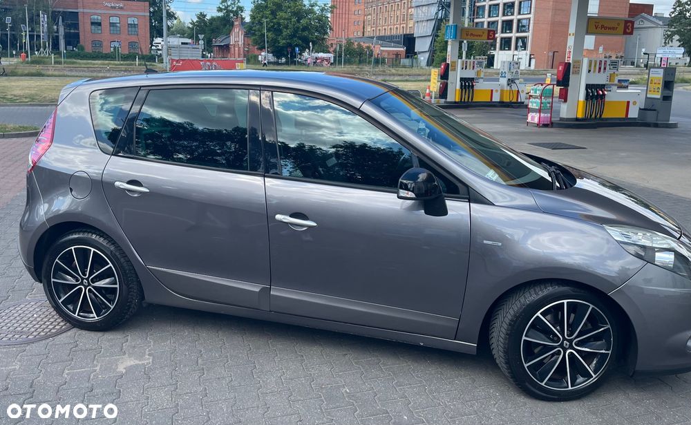 Renault Scenic 1.9 dCi Bose Edition - 1